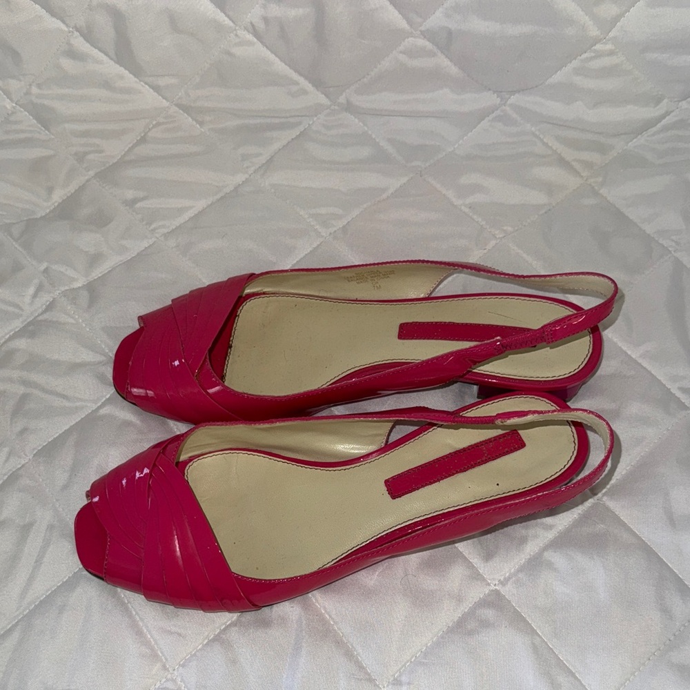 Chic Fuchsia Women's Slingback Sandals